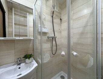 NA PREDAJ: 2-izbový byt po rekonštrukcii, Sebedražie - 14