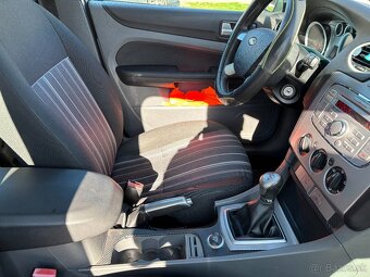 Ford Focus - 14