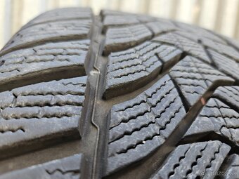 Špičkové zimné pneumatiky DUNLOP - 245/45 r18 - 14