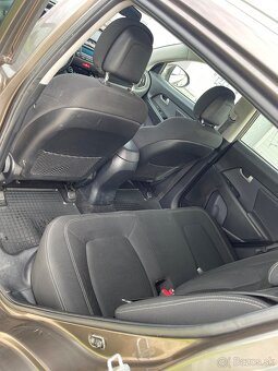 Kia Sportage 2.0crdi 100kw 4x4 automat - 14
