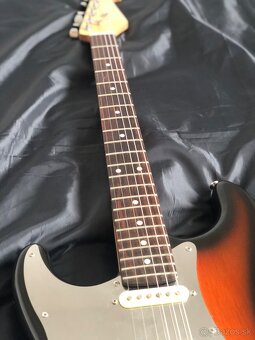 Stratocaster pre ľavákov - 14
