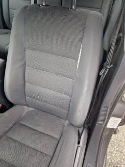 Touareg silny, spoľahlivý, super cena - 14