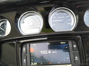 Harley Davidson Touring Bagger - 14