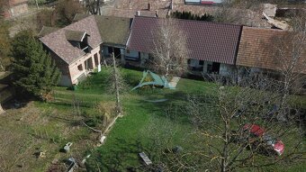 Na predaj starší sedliacky R. dom s obrovským pozemkom 292 - 14