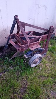 Malotraktor domácej výroby s príslušenstvom - 14