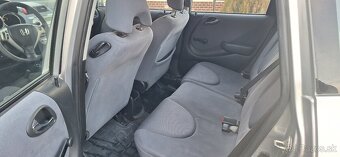 Honda Jazz 1.4 CVT automat benzín rv. 09/2007 - 14