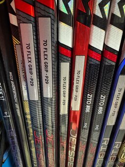 UPLNE NOVA PROFI HOKEJKA CCM JETSPEED FT6 PRO - 14