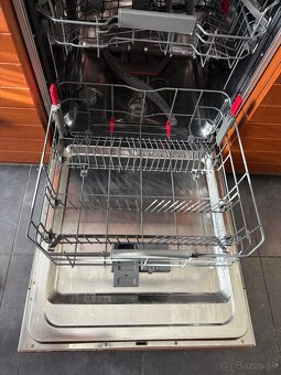 Zachovalá kuchyňa so spotrebičmi - 14