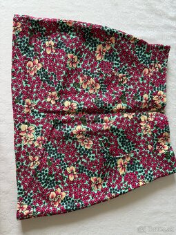 Viacere kusy oblecenia - 14