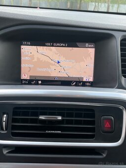Volvo V60 Momentum AT6.  ZNÍŽENÁ CENA  - 14