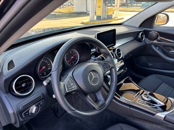 Mercedes-Benz C trieda Sedan C200d A/T - 14