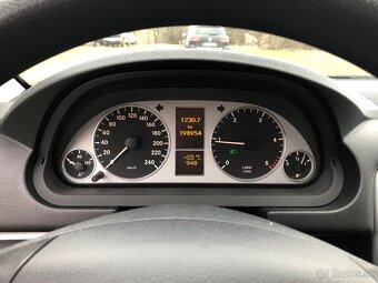 Mercedes Benz B 180 CDI - 14