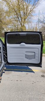 Predám Toyotu RAV 4 II 2.0 4WD, benzín, A/T 110KW(1 - 14