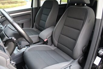 Volkswagen Touran 1.6 TDI Comfortline DSG - 14