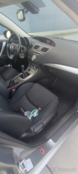 Mazda 3 Sport - 14