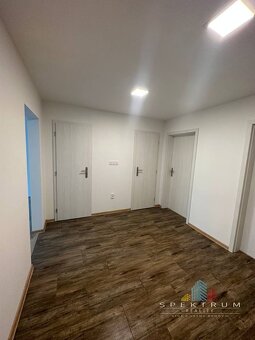 SPEKTRUM REALITY- Na PREDAJ 3 -izbový byt, 64m2 s loggiou, H - 14