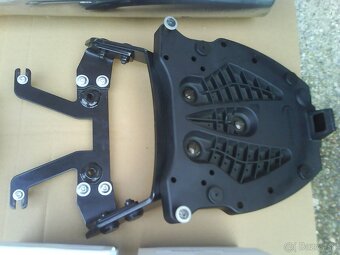 Suzuki SV 650 N - 14