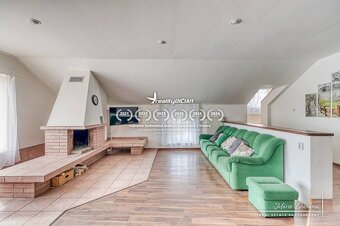 polyfunkčný objekt so 4-izbovým bytom v obci Pavlice - 14