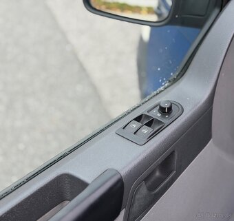 Volkswagen T5 Transporter 2.5 TDI 96kw 9 miestny - 14