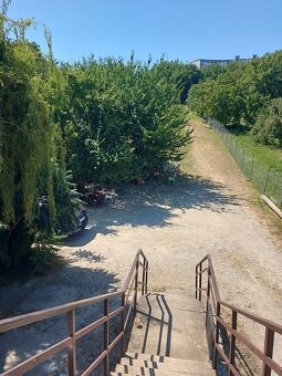 Investícia - Predám veľký RD ktorý ma zapísané 3byty na LV - 14