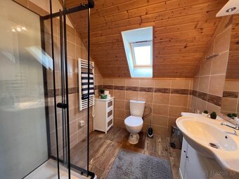 NA PREDAJ – Štýlový zrub v srdci Liptova ID: D136BDh - 14