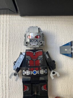 ✈️ LEGO Marvel Super Heroes: Airport Battle (76051) - 14