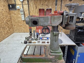 Vŕtačka jihokov hustopeče V-16 - 14