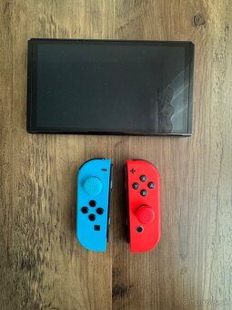 Predam nintendo swich oled - 14