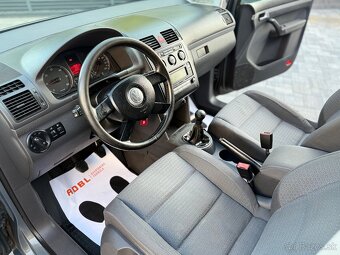 Volkswagen Touran 7miest SR - 14