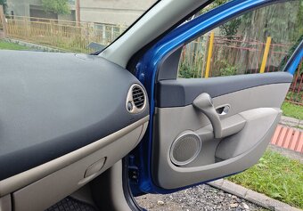 Renault Clio III, rok 2005, 1.5 dCi, 50 kW - 14