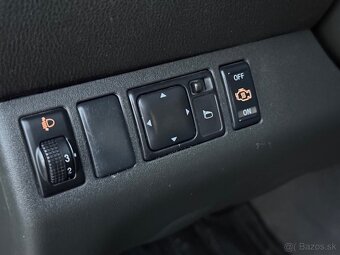 Nissan Pathfinder navi ,4x4, tažné cierny strop , carplay - 14