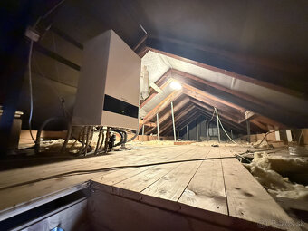 PREDAJ - podkrovný 3-izbový byt na Nivách - 500 bytov, Súťaž - 14