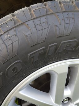 Toyota Hilux 3.0D4D automat - 14