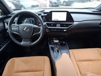 Lexus UX 250h BUSINESS TECH - 14