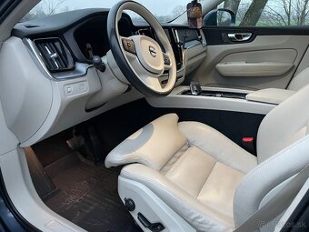 Volvo XC60 2,0 B4D Mommentum AWD - 14