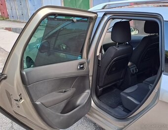 PEUGEOT 308 SW 1,6 eHDI Family pack FAB, diesel - 14