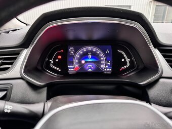 Renault Captur 1.3 TCe Intens EDC (96 kW, Automat,Benzín) - 14