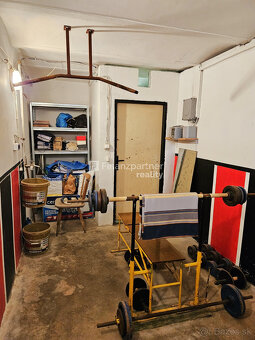 4izbový byt s 2 parkovacími miestami v Trnave - 14