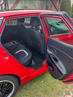 KIA CEED SPORTS GT-line 1,6 - 100KW - 14