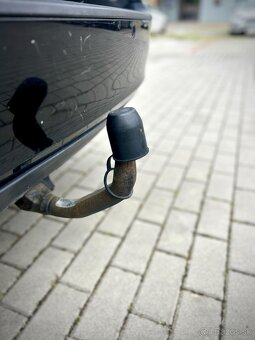 Škoda Octavia 2 Combi 2,0 tdi 103kw 4x4 diesel čierna met - 14