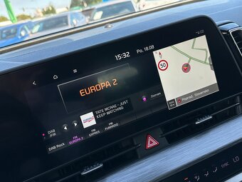 KIA Sportage 1.6 T-GDi MHEV AWD A/T - 14