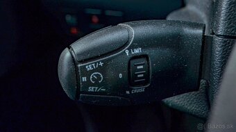 Peugeot 301 1.2 PureTech Allure - 14