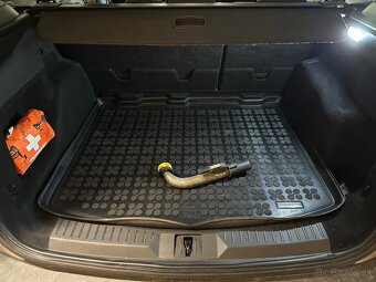 Ford kuga - 14