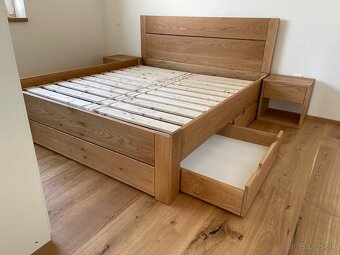 Masívna dubová posteľ 180x200cm s výsuvnými boxami - 14
