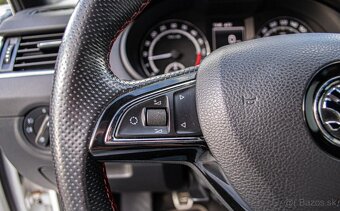 Škoda Octavia 3 Combi 2.0 TDI DPF RS - 14