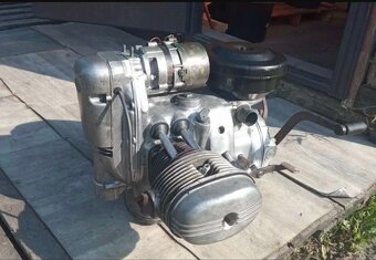 Nové a použité motory Ural Dněpr M72 M67 K750 MT10 MT 11 - 14
