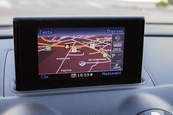 Audi A3 1.6 TDI 105k DPF Ambiente - 14