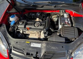 Volkswagen Golf 1,4 TSi GT Sport pravid.servis benzín - 14