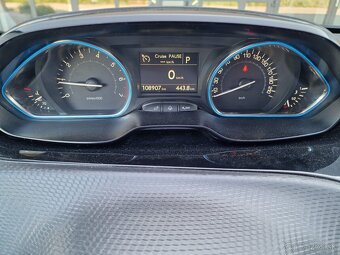 Peugeot 2008 1.2 PureTech 110 E6.2 Allure A/T - 14