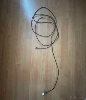 Ps4pro,ovladac,3hry,dlhsi kabel,sluchadla,kable k tv - 14